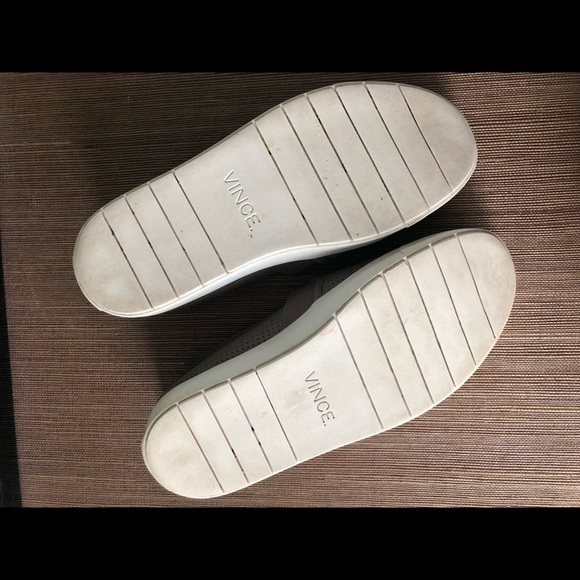 Vince Blair perforated leather slip-on sneakers - Picture 6 of 8